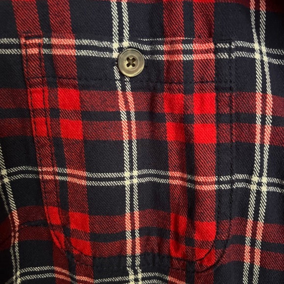 DULUTH TRADING Classic Long Sleeve Button Down Flannel Red Navy Blue Wms‎ Sz M - Picture 2 of 4
